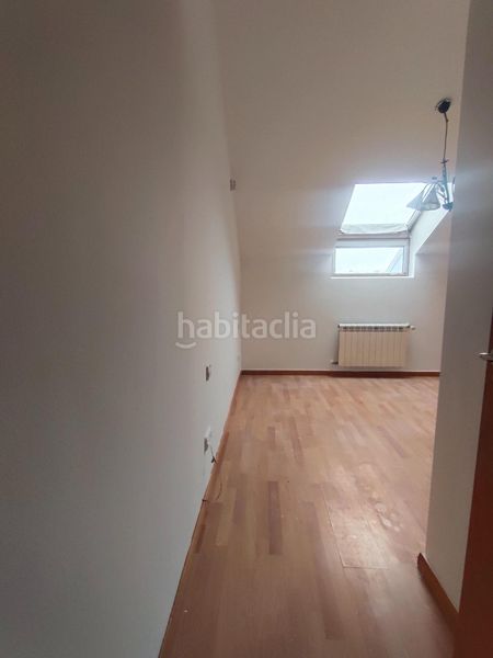 Foto c3fd4ac4-1a4f-466f-aeaf-f2bd259f65cd. Dúplex amb aparcament piscina a Méntrida