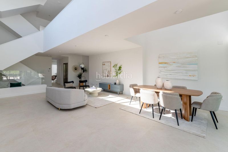 Foto b5178bad-7b9a-4d37-a056-5486dbe27e38. Casa adossada amb aparcament a nuevo Aranjuez-ciudad de las artes Aranjuez