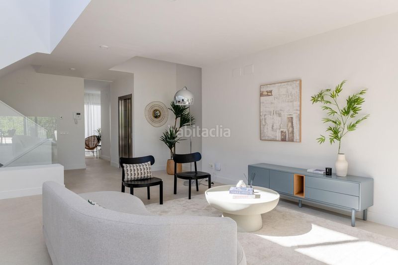 Foto e44c011b-b3d0-45f1-bb4c-23a0dc22ab6f. Casa adossada amb aparcament a nuevo Aranjuez-ciudad de las artes Aranjuez