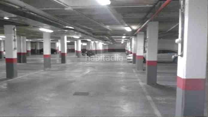 Foto 3d9a8be8-09ca-41ed-8940-34000b1650fe. Aparcament cotxe a Griñón