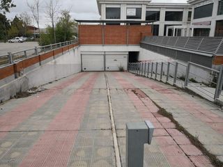 Aparcament cotxe a Griñón