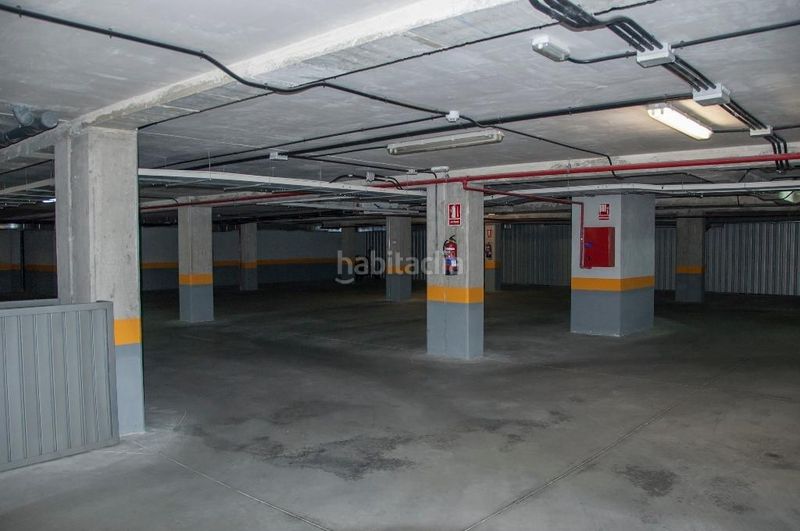 Foto c116c7ab-cf04-4a13-a8b2-fe62de355649. Aparcament cotxe a Centro Arganda del Rey