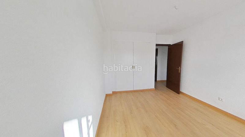 Foto ba3782f5-8bc2-4d39-a3d2-6b81071cfcc7. Pis a El Naranjo Fuenlabrada