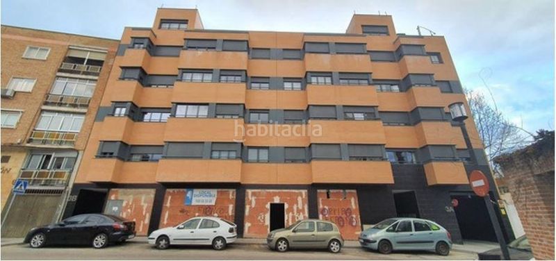 Foto f596018a-fdc8-4142-85a1-a4a69a94462c. Aparcament cotxe a Centro Valdemoro