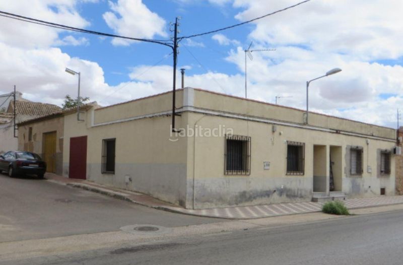 Foto 0991ff76-8ea4-4ba1-ae65-99a94b5c9ca7. Casa amb aparcament a Camuñas