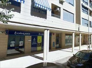 Local Comercial en Calle navarra