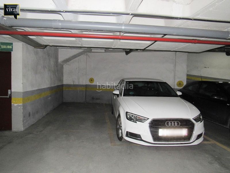 Foto f39fa3bc-134f-47f3-bae3-8a87b3a3fe3f. Posto auto in Castillejos-Cuzco Madrid