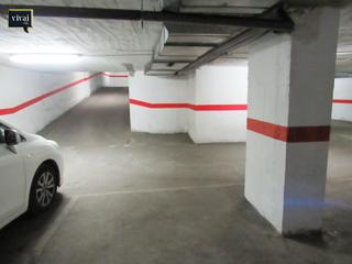 Parking coche  Calle de la infanta mercedes