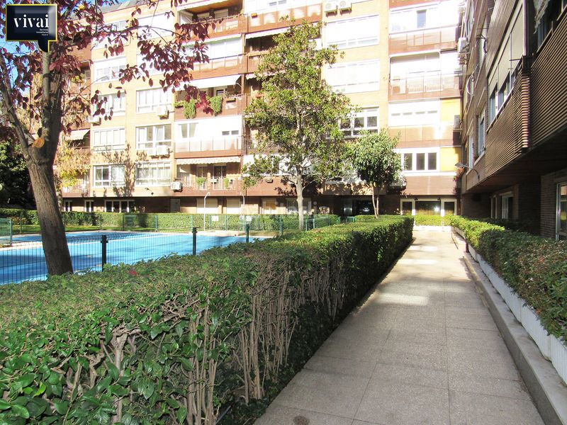 Foto 7ac82c3d-133a-40a4-b381-4475b7965e73. Pis amb calefacció aparcament piscina a Ciudad Universitaria Madrid