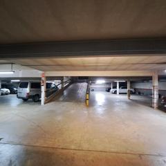 Aparcament cotxe a Passeig del comerç 84. Pk fácil acceso