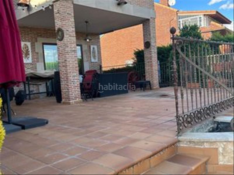 Foto b8e96c08-4b12-401d-823f-bbb9a4f85056. Chalet en Campo Real