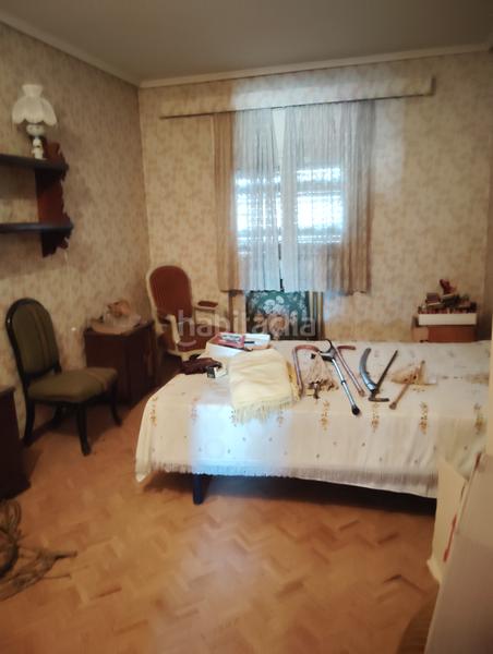 Foto 92b44072-57cc-47a8-9f36-a950945da944. Haus mit kamin heizung parking pool in Centro Arganda del Rey