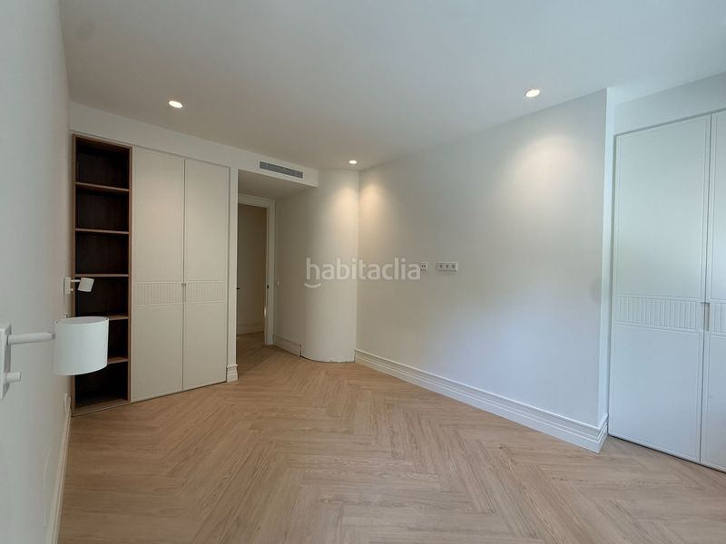 Foto b8a3b9bd-96fe-4206-a8b3-adf800e0c62c. Pis a Argüelles Madrid