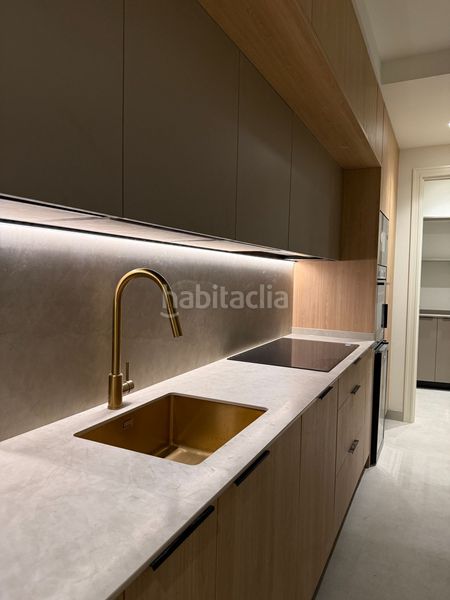 Foto ecbc5548-e00e-4094-b99c-56f08c28450b. Pis a Argüelles Madrid