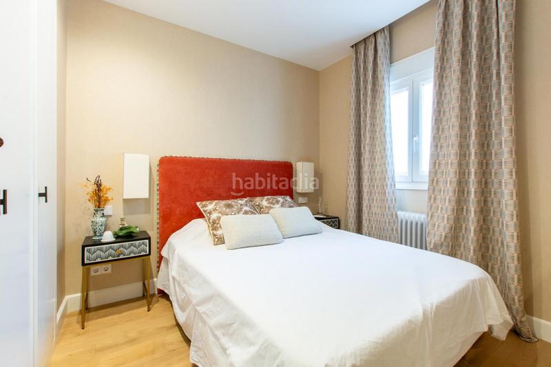 Foto 531bd11c-2b9b-4c2f-b968-add9901c386a. Piso vivienda reformada en los Jerónimos en Jerónimos Madrid