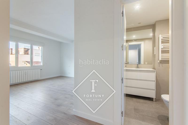 Foto 8882bb2f-17b4-460f-808a-9d3314a9c2d6. Location appartement avec chauffage dans Jerónimos Madrid