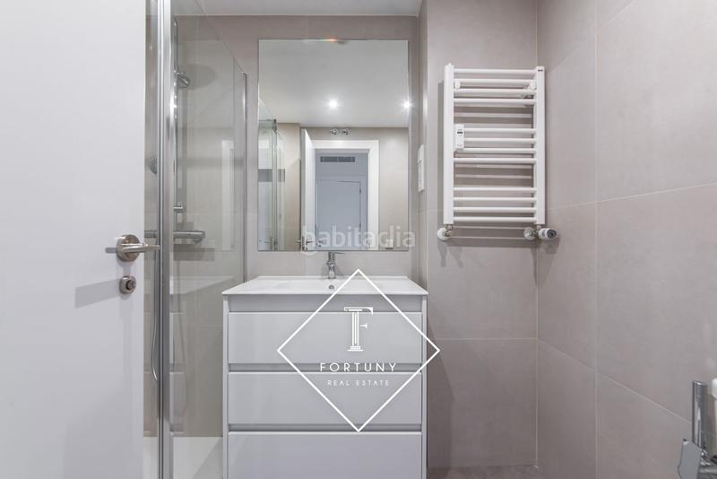 Foto 1f3f2f94-ed5a-428e-b7e5-5bbd501c3403. Rent flat with heating in Jerónimos Madrid