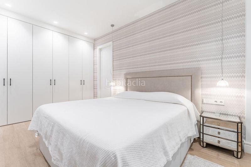Foto 3413ae0e-35a5-4233-bbe4-8d8e5123ddce. Piso espectacular piso reformado de 187 m con apartamento independiente en elegante edificio de principios de siglo en Madrid