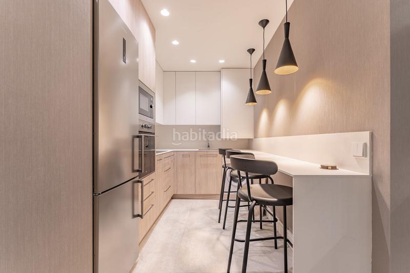 Foto eb20e822-d6c3-4d8a-adc9-0eb8bd9bf343. Piso espectacular piso reformado de 187 m con apartamento independiente en elegante edificio de principios de siglo en Madrid