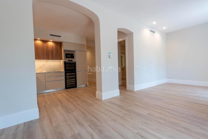 Foto 9a4a59e8-c969-46a8-b49f-7c4a504410d6. Piso elegante vivienda a estrenar en edificio clásico con vistas al retiro en Madrid