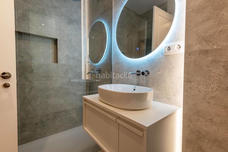 Foto fc048d83-90a0-415e-8be4-9757fbeb6291. Piso elegante vivienda a estrenar en edificio clásico con vistas al retiro en Madrid