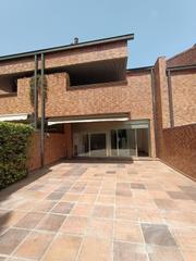Lloguer Casa a Carretera del Plantío. Excepcional chalet con piscina y garaje