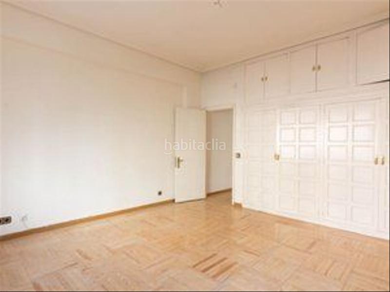 Foto a6d5ddde-e74b-49fa-8de4-2d83990dd2c3. Piso increíble vivienda para reformar en Goya en Goya Madrid