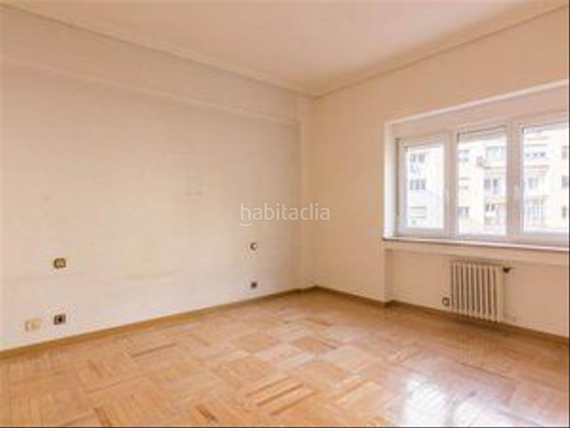 Foto df030c7c-0ce3-442d-882a-5ee0759b6bc7. Piso increíble vivienda para reformar en Goya en Goya Madrid