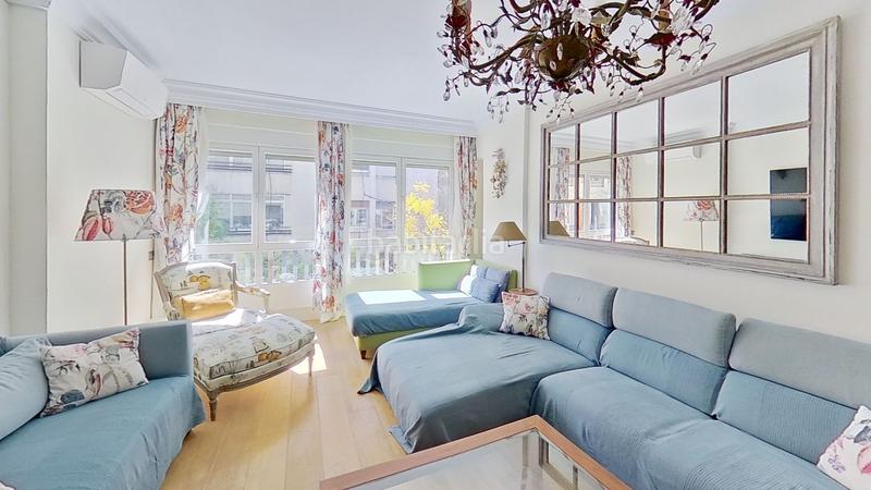 Foto 2d21f373-8e2b-4af6-bddf-969ecf953bfd. Appartement avec chauffage dans Recoletos Madrid