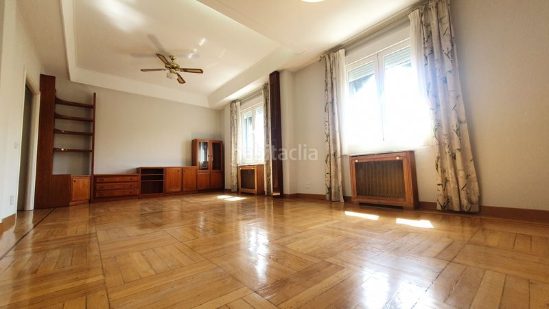 Foto a104358a-59d0-4f2d-8cc2-a9a8a36639a4. Rent flat with heating in Universidad-Malasaña Madrid