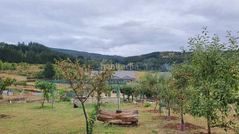 Foto 05dc07b0-29d0-4ce4-90a2-560e914435d3. Chalet con camino parcheggio in Vega de Espinareda