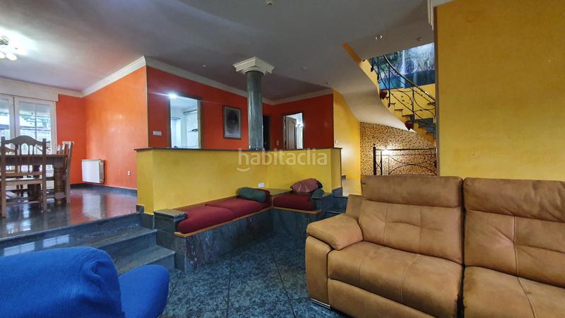 Foto 09494eff-d0e5-45eb-aa82-8eacb86767fa. Chalet con camino parcheggio in Vega de Espinareda