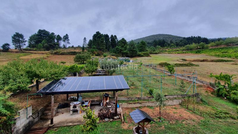 Foto 0f640c22-8110-4e79-a5b3-5a223d5e1cac. Chalet con camino parcheggio in Vega de Espinareda