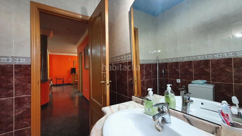 Foto 59b10a6e-2d56-4bea-84c3-87b4108c30c5. Chalet con camino parcheggio in Vega de Espinareda