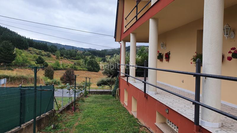 Foto 7f6a3310-565b-474d-b19b-5b401767b6a4. Chalet con camino parcheggio in Vega de Espinareda