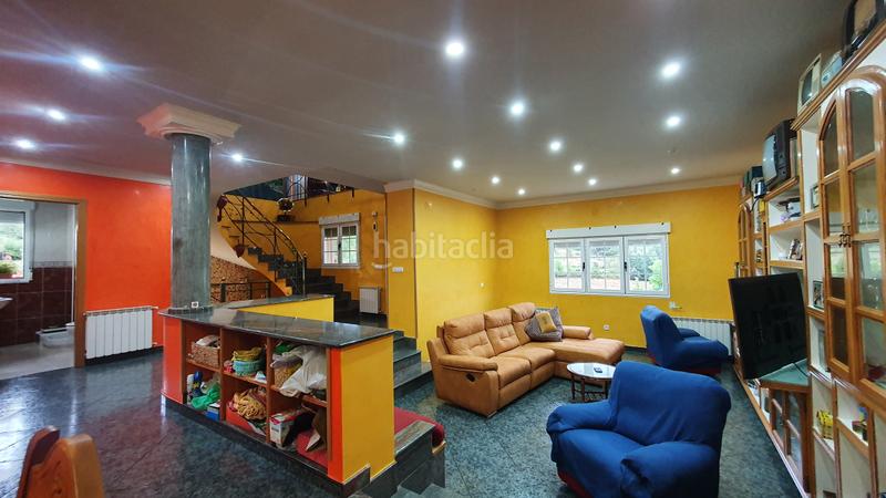 Foto 871c33e3-f0bb-418b-b3d1-13fd85a26add. Chalet con camino parcheggio in Vega de Espinareda