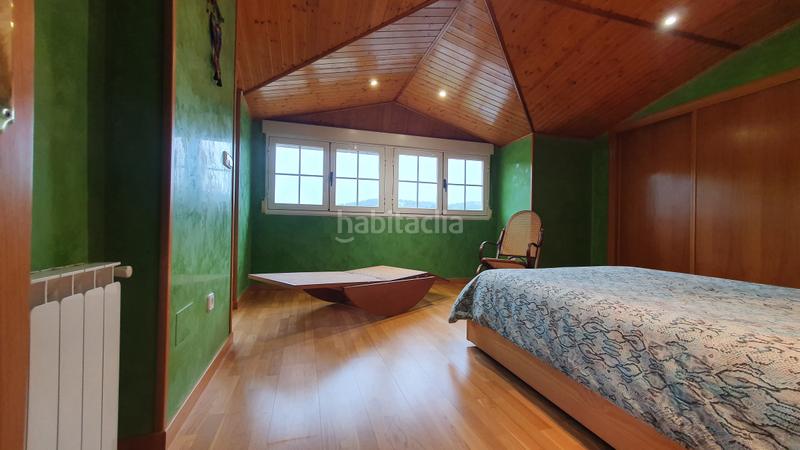 Foto 9e30eceb-f7be-462d-b206-75b127379508. Chalet con camino parcheggio in Vega de Espinareda