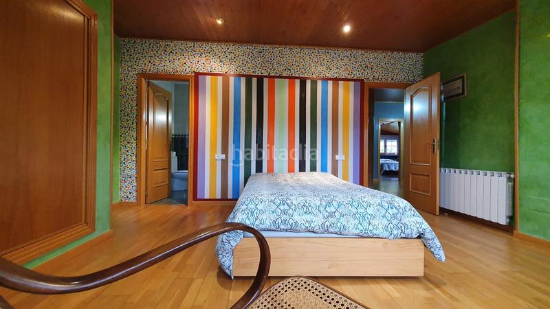 Foto cab5800e-9de1-4398-94b7-0a19ec2e7362. Chalet con camino parcheggio in Vega de Espinareda