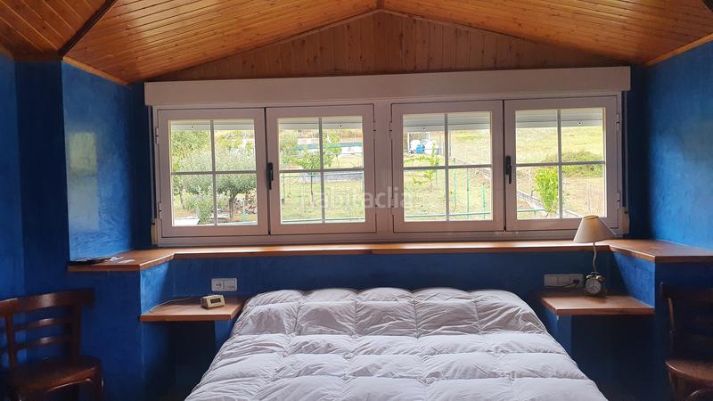 Foto d16d96d6-f6c3-4560-9759-2a4400ce45c2. Chalet con camino parcheggio in Vega de Espinareda