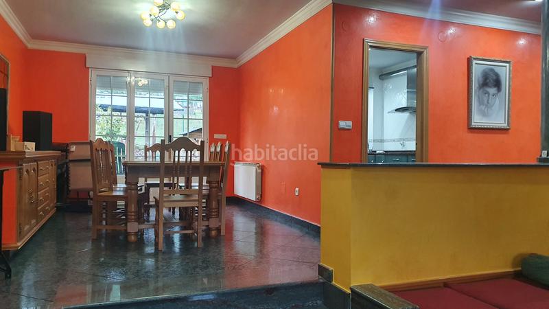 Foto e431bcae-dd1e-4753-a2d1-d172abb1519b. Chalet con camino parcheggio in Vega de Espinareda