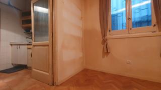 Apartament  Calle de las pozas. Piso en noviciado con techos altos