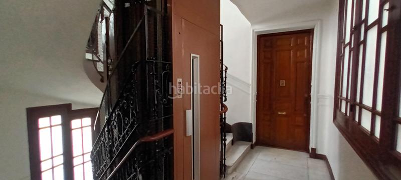 Foto 479b3670-f324-445c-92a1-8698bda478ec. Piso gran piso exterior para reforma, ubicación excelente en Madrid