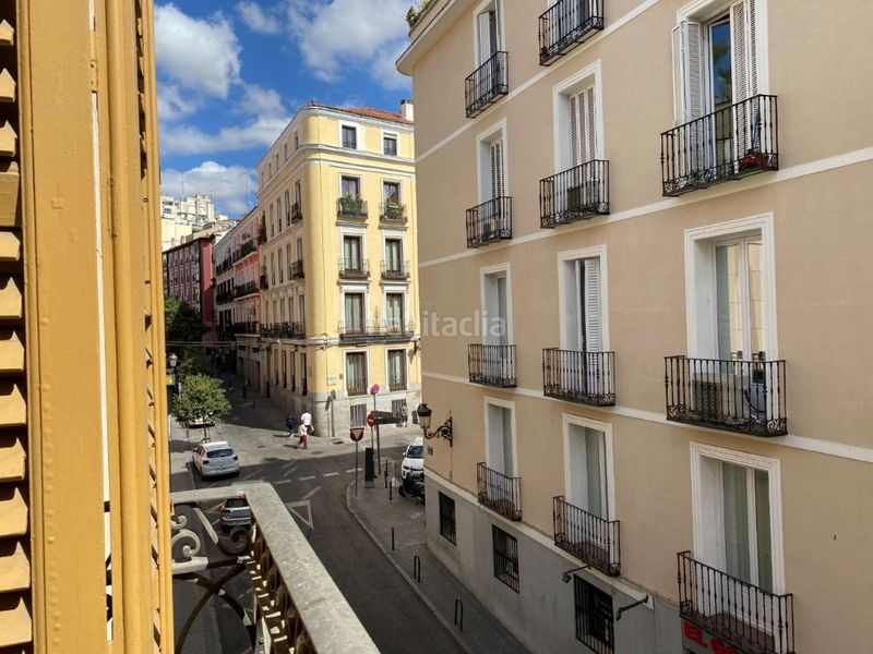 Foto 1b3bb609-f3d8-4ea6-b2b9-fa2636355e40. Pis amb calefacció aparcament a Palacio Madrid