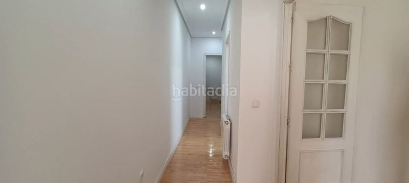Foto b32919ab-0718-4770-af2e-378a2d2305e5. Pis amb calefacció aparcament a Palacio Madrid