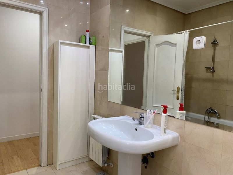 Foto ba363d38-a180-4a90-843b-60495472e1b1. Pis amb calefacció aparcament a Palacio Madrid