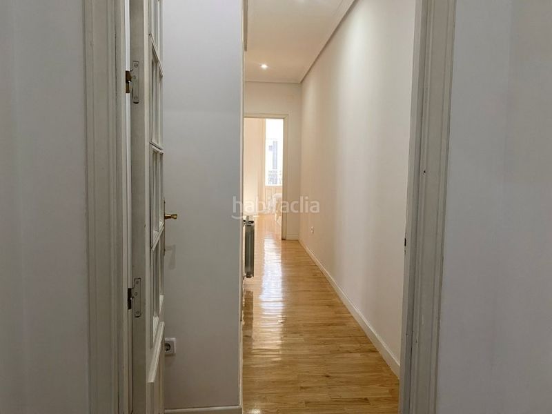 Foto bcbec8a3-a8c3-4d1d-888b-2fc35a6846e2. Pis amb calefacció aparcament a Palacio Madrid