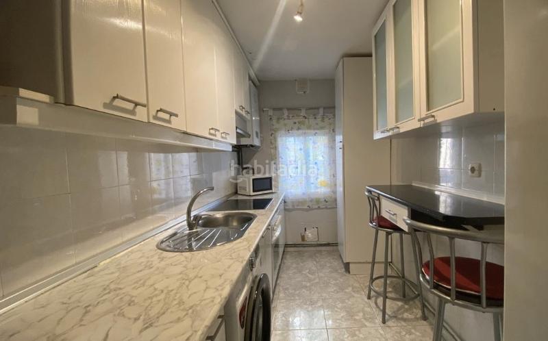 Foto 3aaa2c93-063d-4d18-bedf-adc5924577f4. Flat with heating in Quintana Madrid