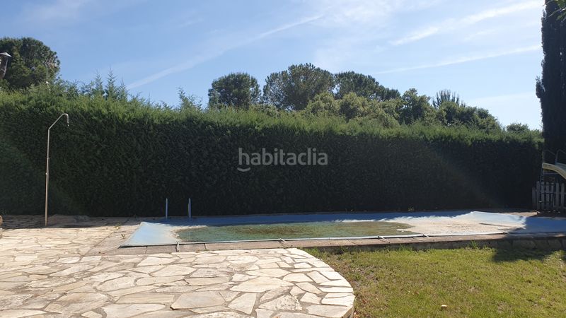 Foto 67f6dd0e-6338-4fe5-8308-df773566e3c9. Xalet amb xemeneia calefacció aparcament piscina a Valdemorillo