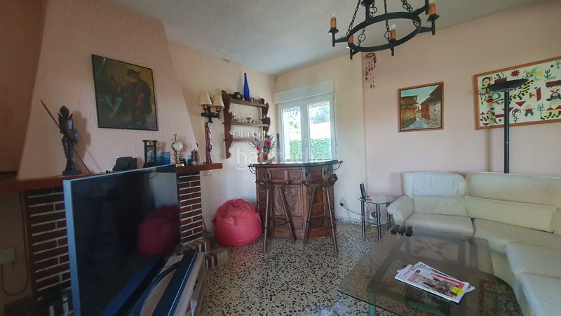 Foto eb512095-d1ca-47da-b33f-bb5003c27ba0. Xalet amb xemeneia calefacció aparcament piscina a Valdemorillo