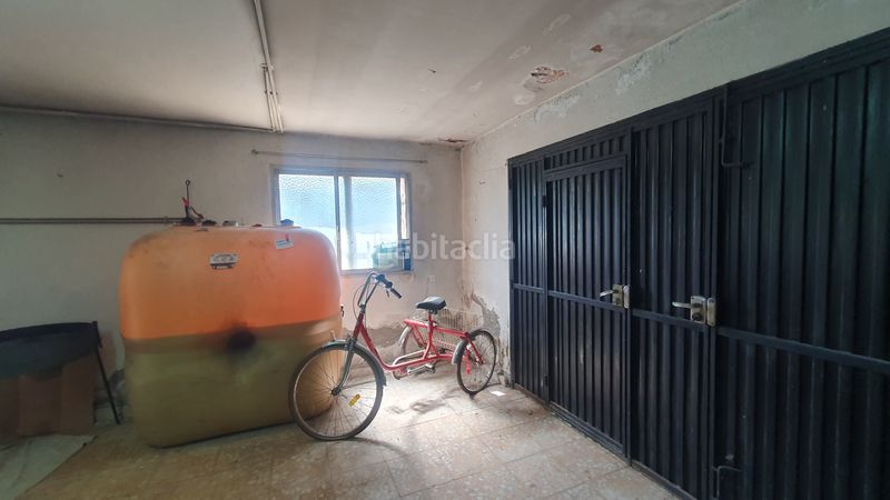 Foto f4d69d36-e519-43e1-92fe-24b90d799ffd. Xalet amb xemeneia calefacció aparcament piscina a Valdemorillo